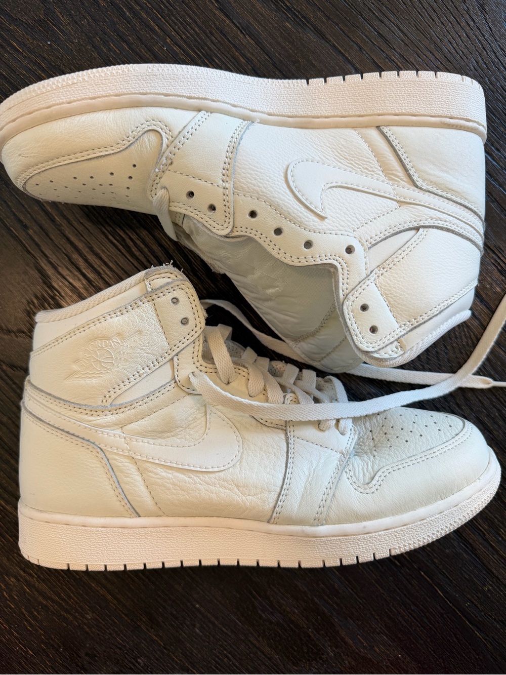 Nike Air Jordan 1 Retro High OG Sail (GS) Bg Size 6.5Y
